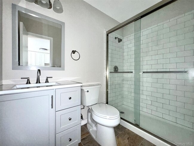 Photo - 213 Lake Ave