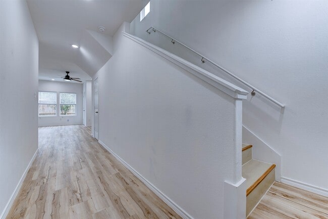 Photo - 8203 Woodlyn Rd