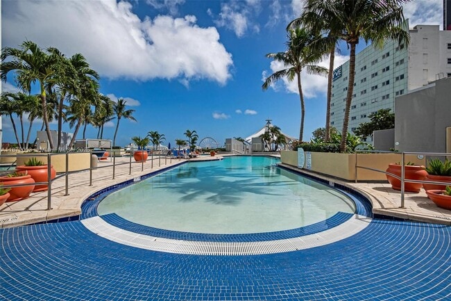 Building Photo - 244 Biscayne Blvd Unit 445 Rental