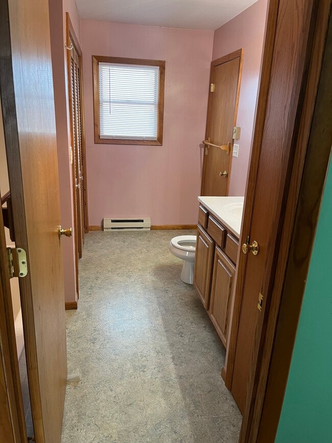 Photo - 4610 S County Line Rd W