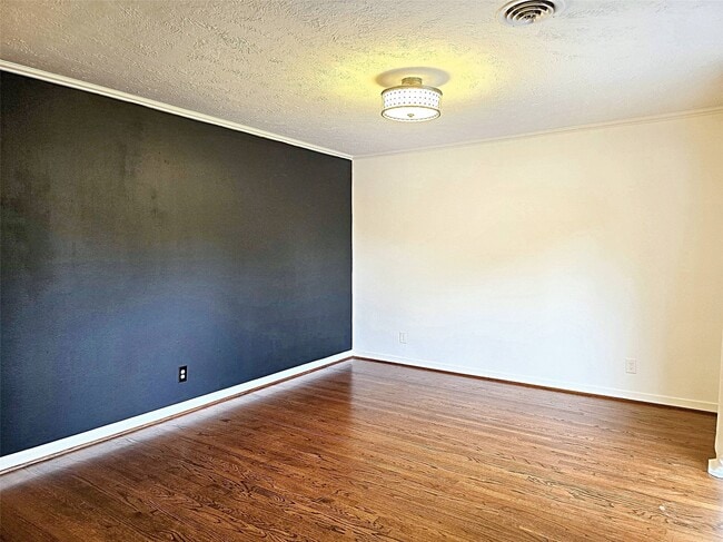 Photo - 4414 Gardendale Dr