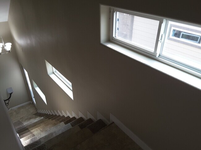 Photo - 1000 E Daffodil Ave