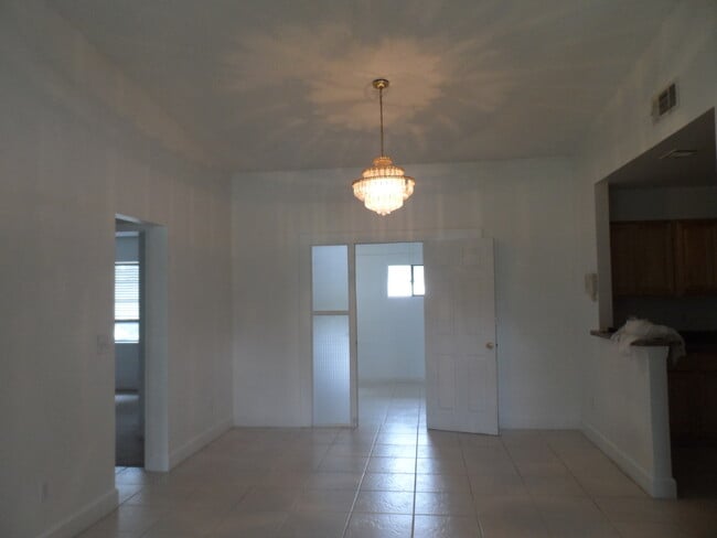 Photo - JUST LISTED -5 BEDROOM + BONUS ROOM - DELTONA NO PETS ALLOWED