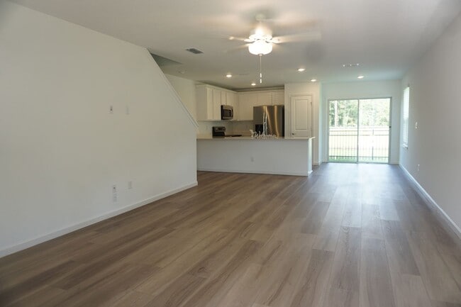 Photo - 6095 Falcon Gate Ln