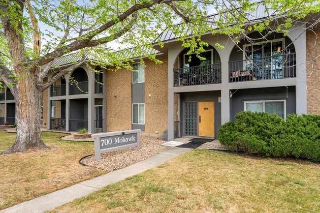 Photo - Mohawk Drive Apartments