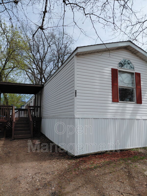 Photo - 301 Mantle Ave