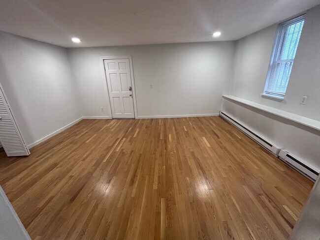Photo - 506 E Broadway Unit 19G
