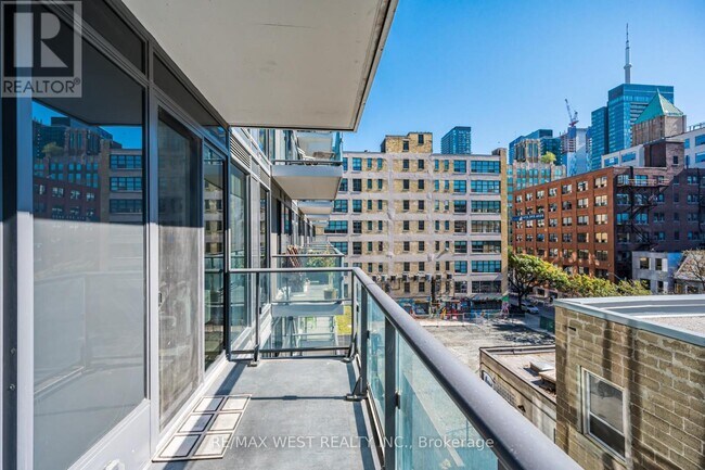 Photo - 435 Richmond St W Unité 409