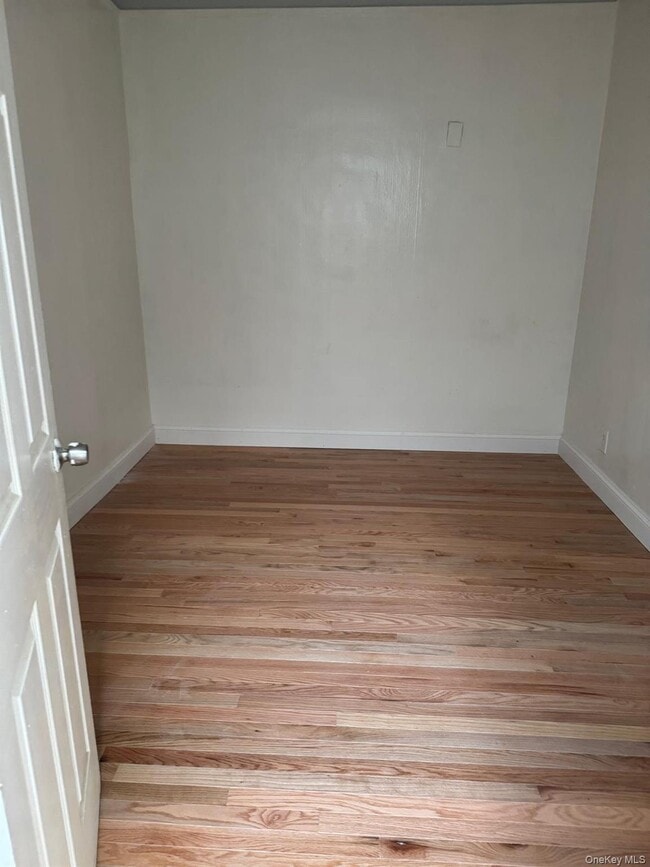 Photo - 555 Pine St Unit 2nd Floor