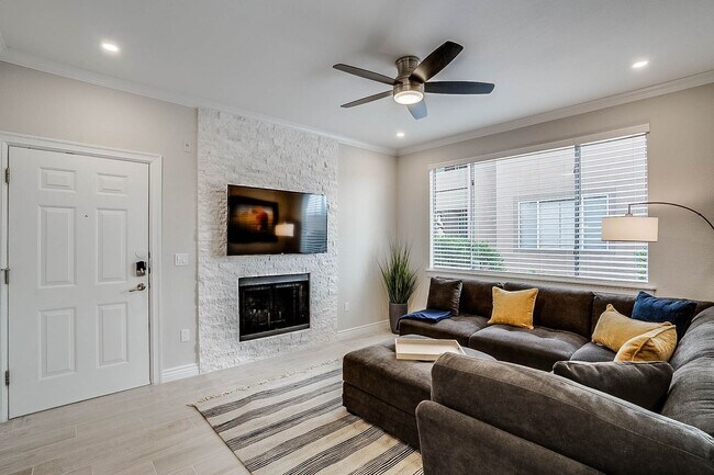 Photo - Furnished Rental - 3 Month Minimum Unit 1150