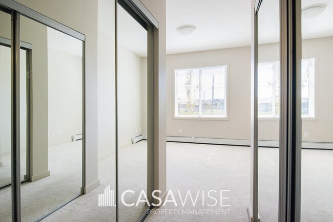 Photo - 1144-1144 Adamson Dr SW