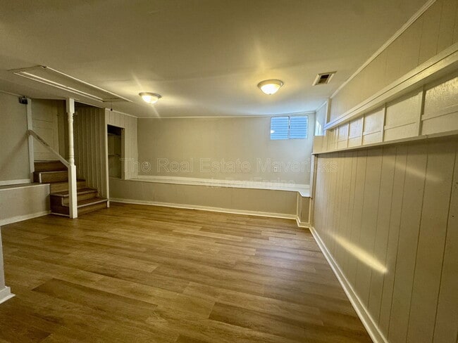 Photo - 208 Wilson St