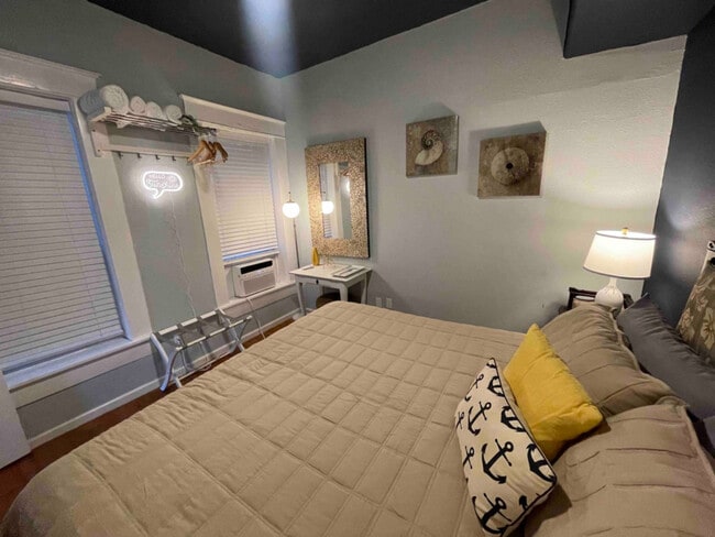 2423 Avenue Q Unit SI ID1571062P