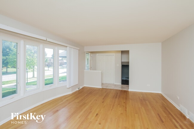 Photo - 7758 Sycamore Dr