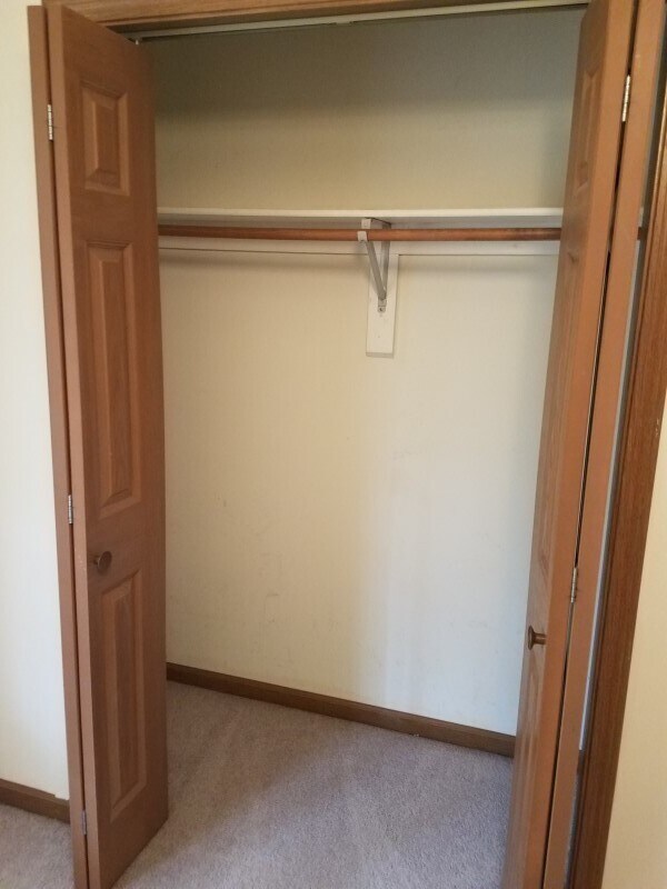 Photo - 2BR/2BA with W/D Included! AVAIL. 5/1/26 Unidad 3