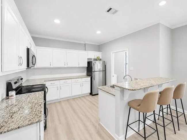 Photo - Texas A&M Living at Its Best – Newly Remodeled 4BR/4BA in The Barracks