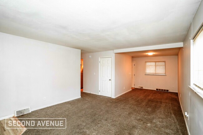 Photo - 4656 Linda Dr