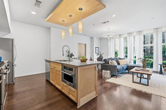 Photo - 1600 Barton Springs Rd Unidad 5103