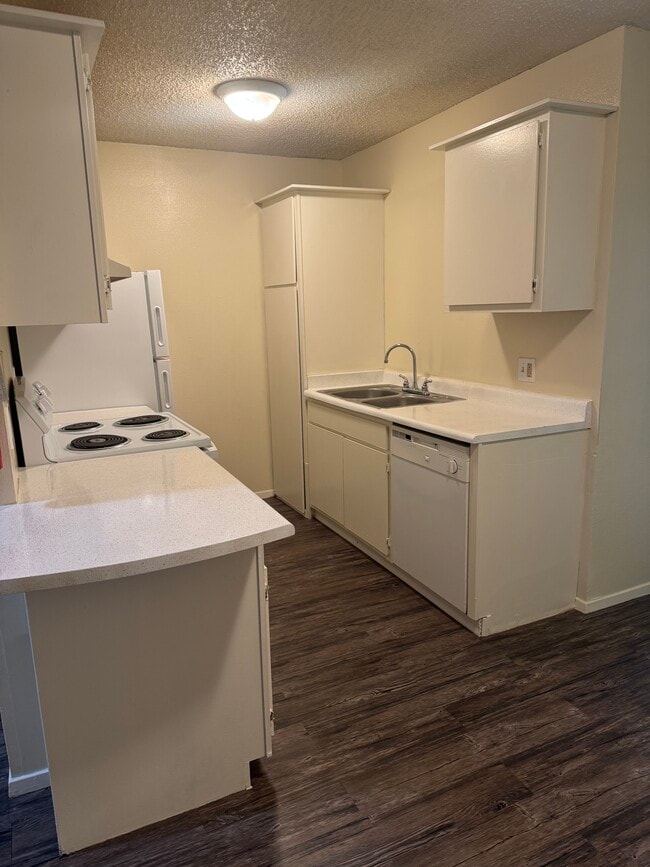 Photo - Windmill Park Apartment Homes