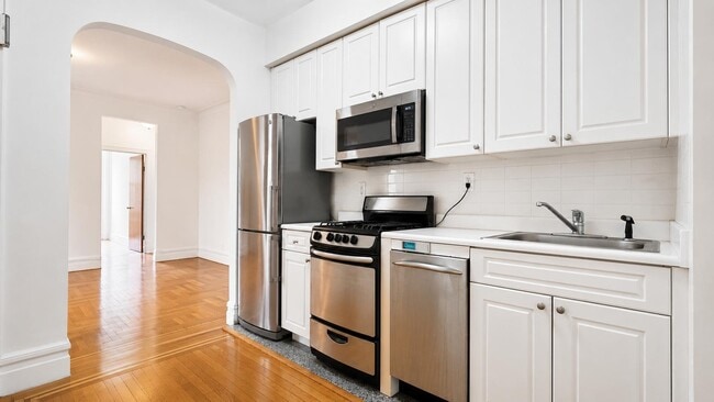 Photo - 652 W 163rd St Unit 59