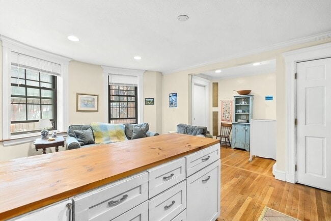 Photo - 11 Hanson St Unit G
