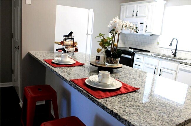 Photo - 27 Corinth Rd