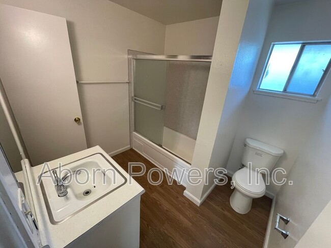 Photo - 1235 Williams Way