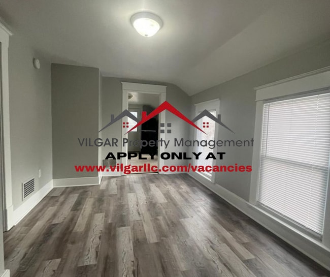 Photo - 311 Fox St Unit 311 1/2