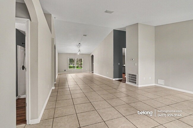 Photo - 58 Raleigh Dr