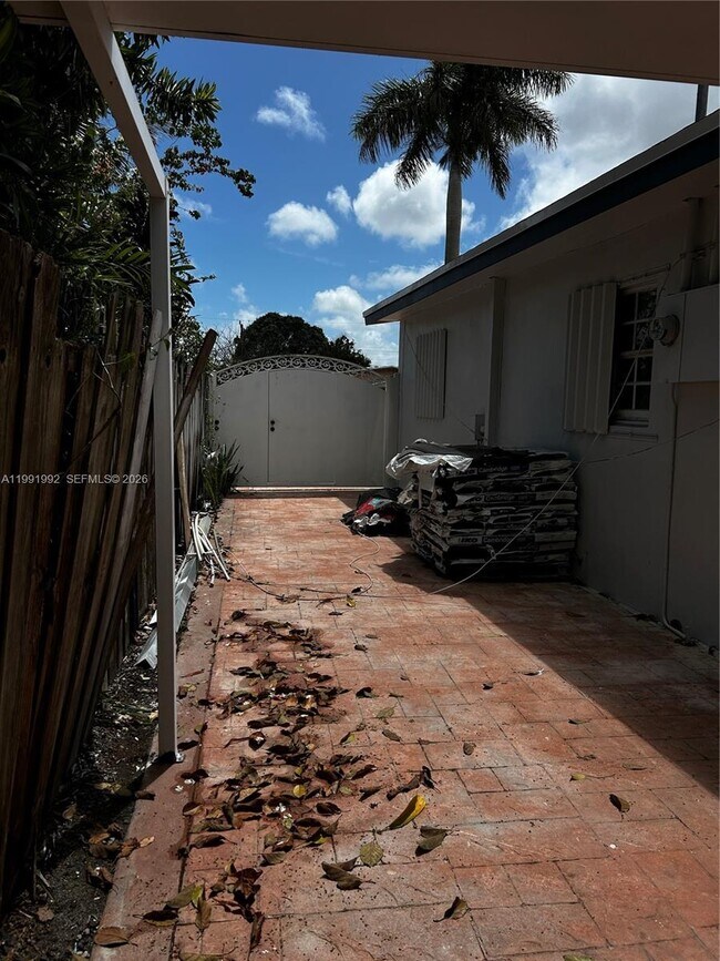 Photo - 12455 SW 185th Terrace Unidad 2