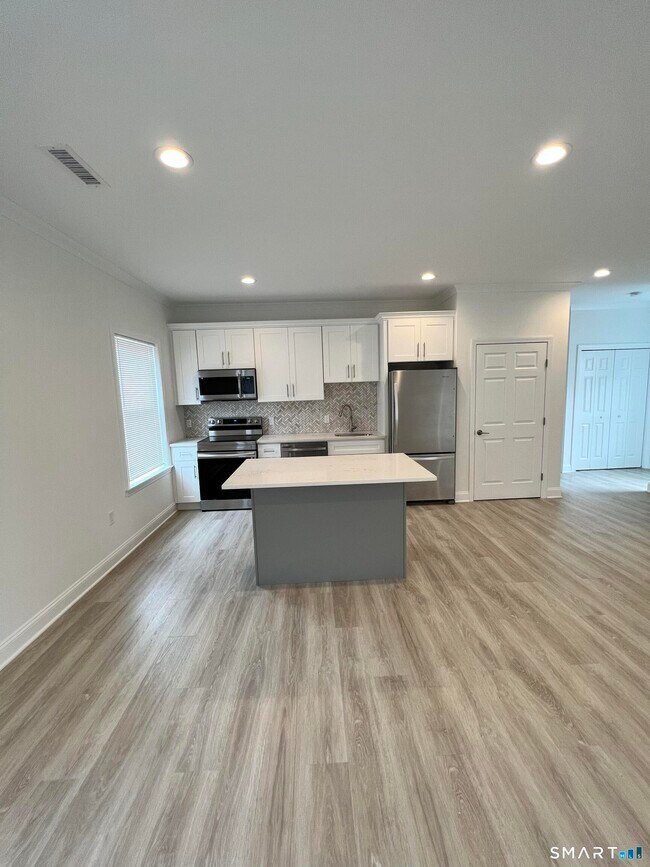 Photo - 93 Boston Post Rd Unit A