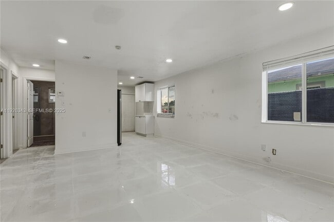 Photo - 11961 SW 214th St