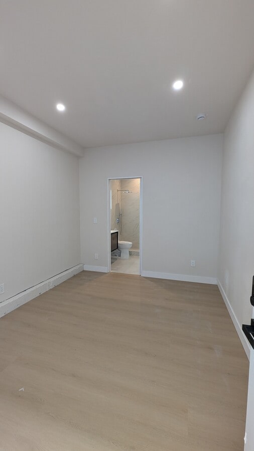 Photo - 100 Loma Vista Ct