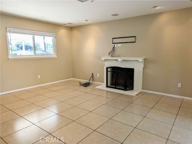 533 Esther Way