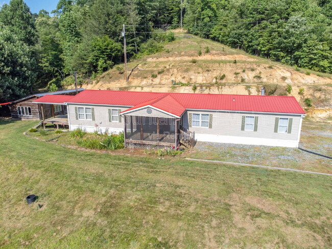 Photo - 3113 Revere Rd