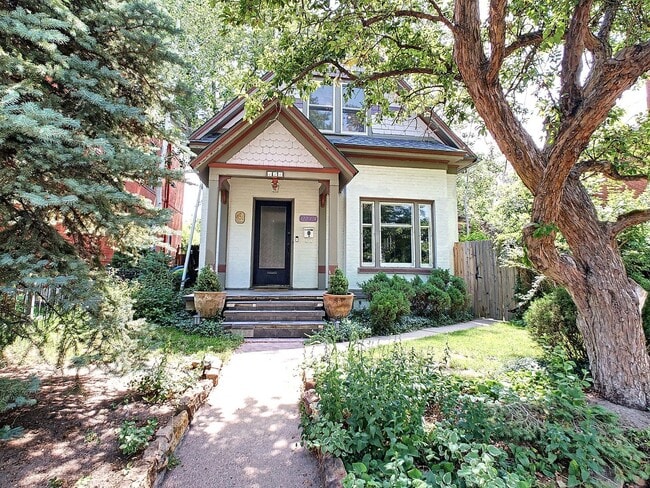 Photo - Sherman St- JK Unidad Sherman St Upstairs