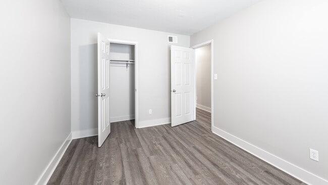 Photo - 3810 Newhaven Dr Unit Cambridge Court