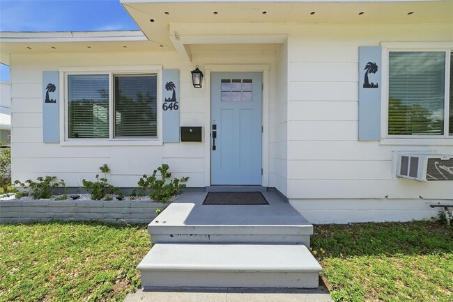 Photo - 646 38th Ave N
