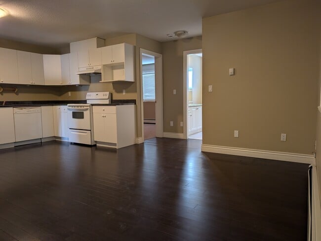 Photo - 33495 Abercrombie Pl