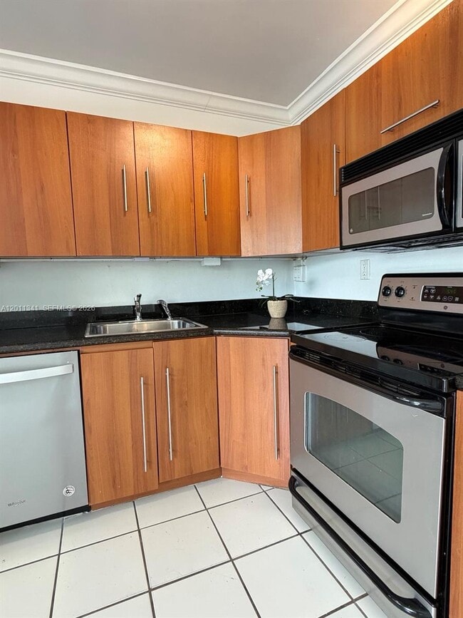 Photo - 820 Salzedo St Unit 202