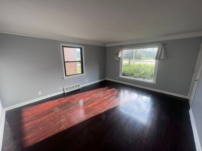 Photo - 3658 W 107th St