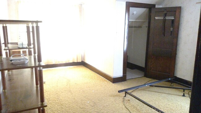 Photo - 217 Connellsville St