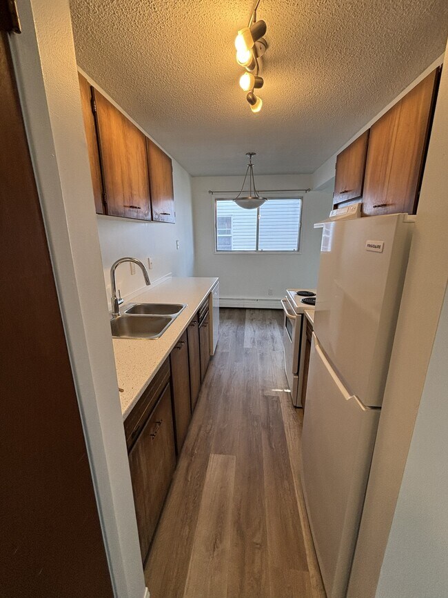 Photo - 3607 118 Ave NW Unit 304