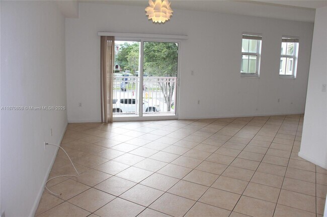 Photo - 11202 NW 83rd St Unit 207