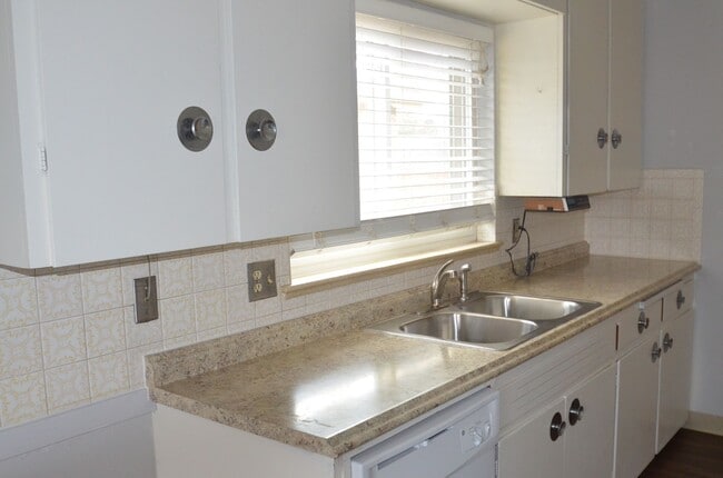 Photo - 2041 Kendall St. Edgewater, CO  80214 Unidad 2041