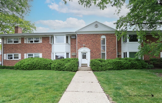 Building Photo - 510 W Miner St Unit 1D