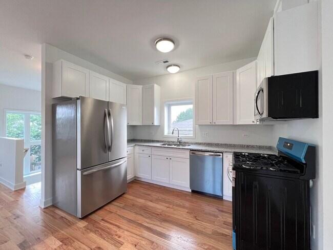 Photo - 226 W 24th St