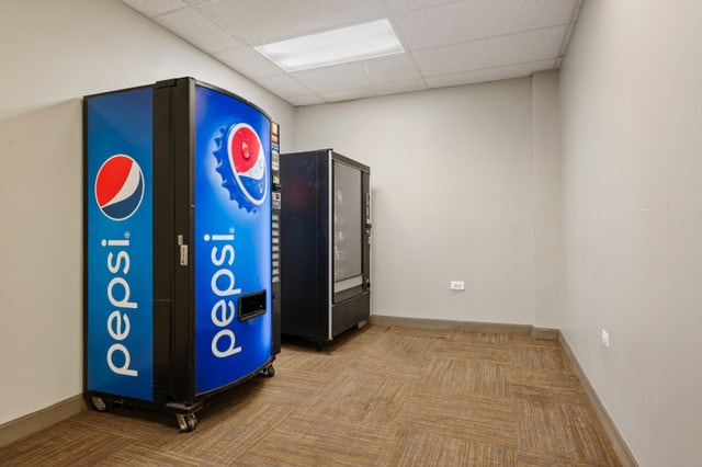 Venta - 7100 South Shore Apartment Homes