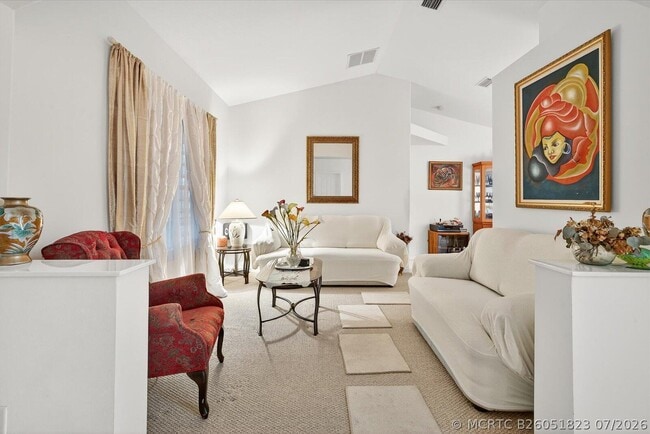 Photo - 1058 SW Locke Ave