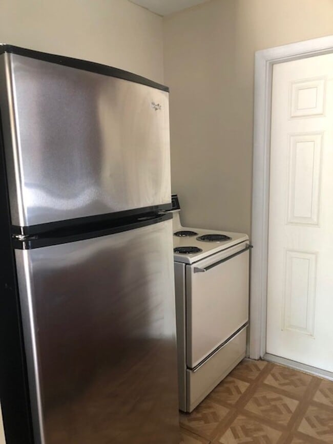 Photo - 3 Bed 1 Bath Home | Single Car Garage and ...